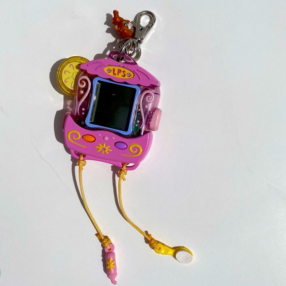 RARE Y2K LPS Tamagotchi - Picture 2 of 5